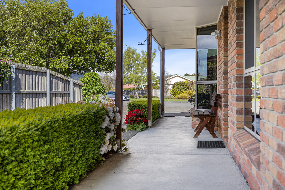 27 Peppermint Place, Margate, TAS, 7054 - Image 2