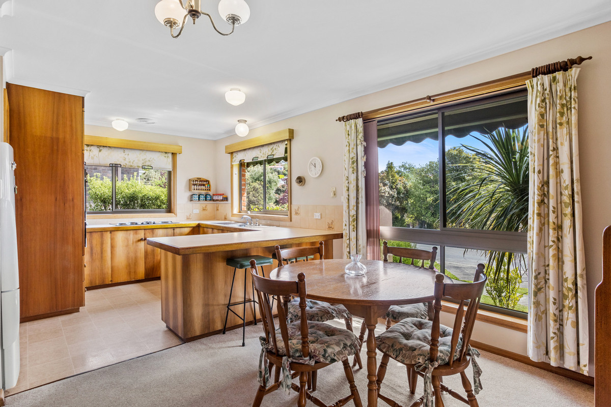12 Amberley Court, Blackmans Bay, TAS, 7052 - Image 8