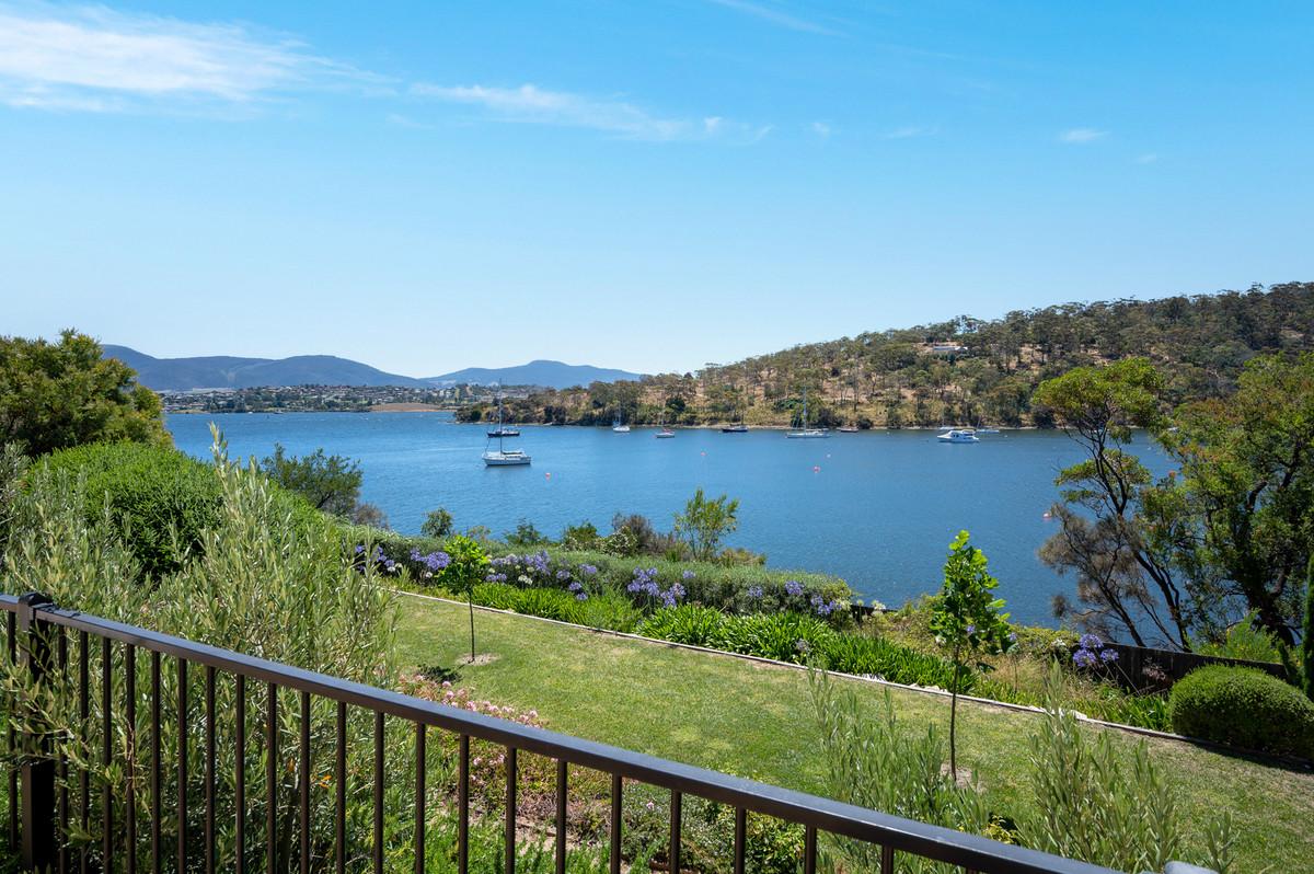 73 Derwent Avenue, Geilston Bay, TAS, 7015 - Image 23