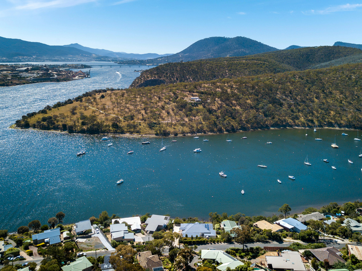 73 Derwent Avenue, Geilston Bay, TAS, 7015 - Image 25