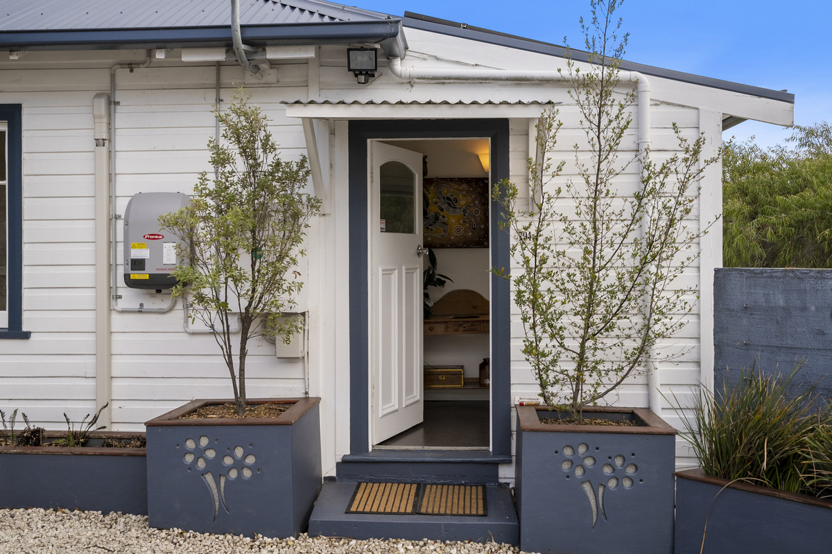794 Sandy Bay Road, Sandy Bay, TAS, 7005 - Image 2