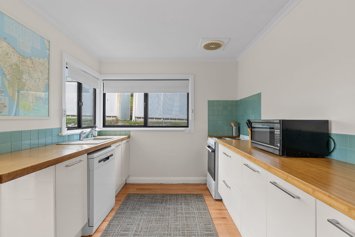 17 Pearce Street, Branxholm, TAS, 7261 - Image 10