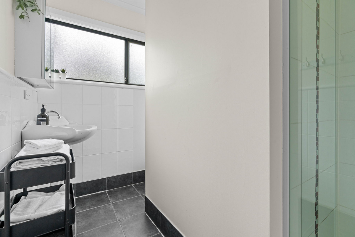 17 Pearce Street, Branxholm, TAS, 7261 - Image 12