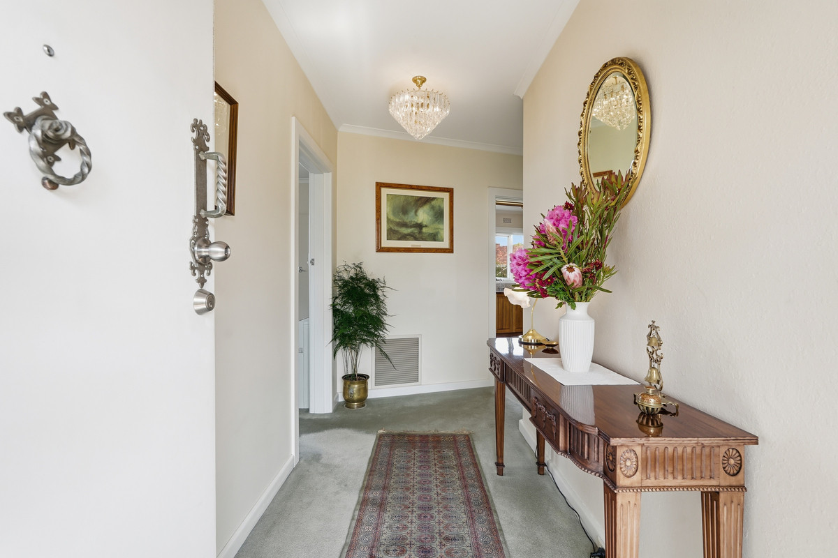 2 Sonning Crescent, Sandy Bay, TAS, 7005 - Image 3