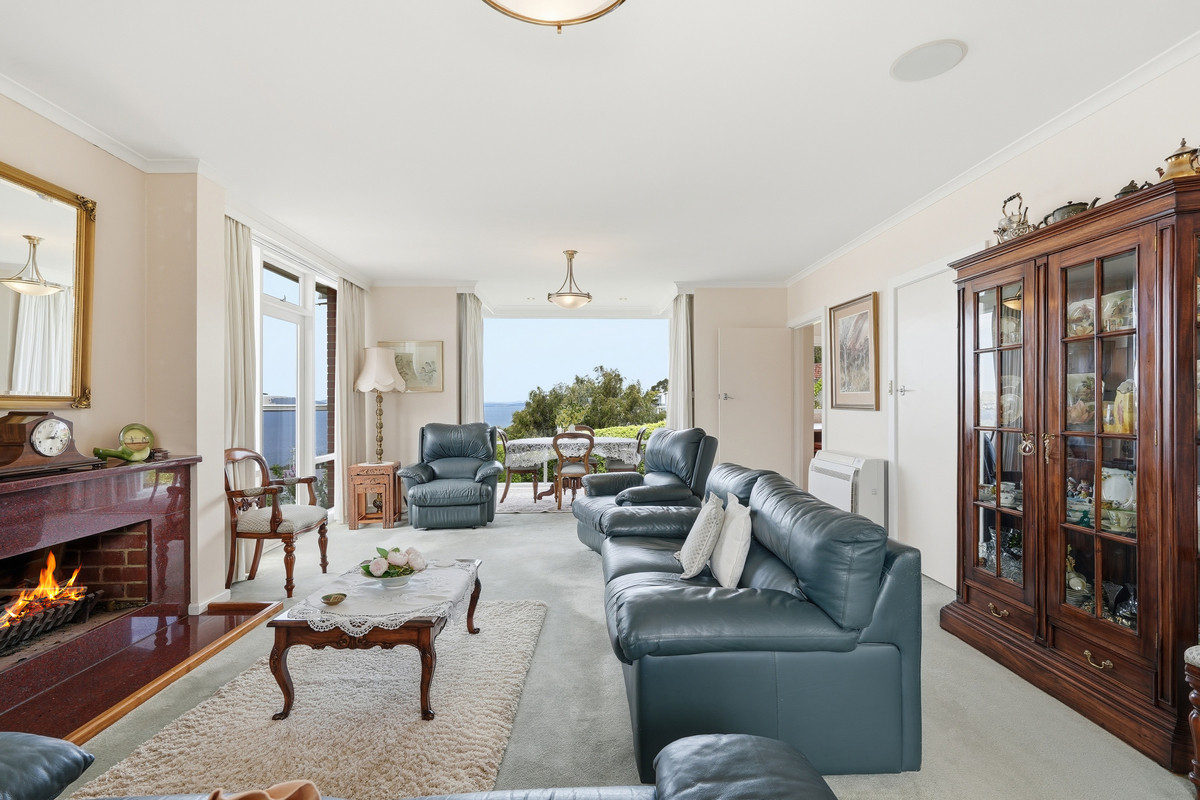 2 Sonning Crescent, Sandy Bay, TAS, 7005 - Image 9