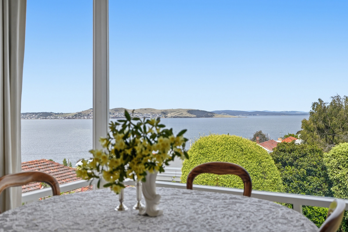 2 Sonning Crescent, Sandy Bay, TAS, 7005 - Image 11