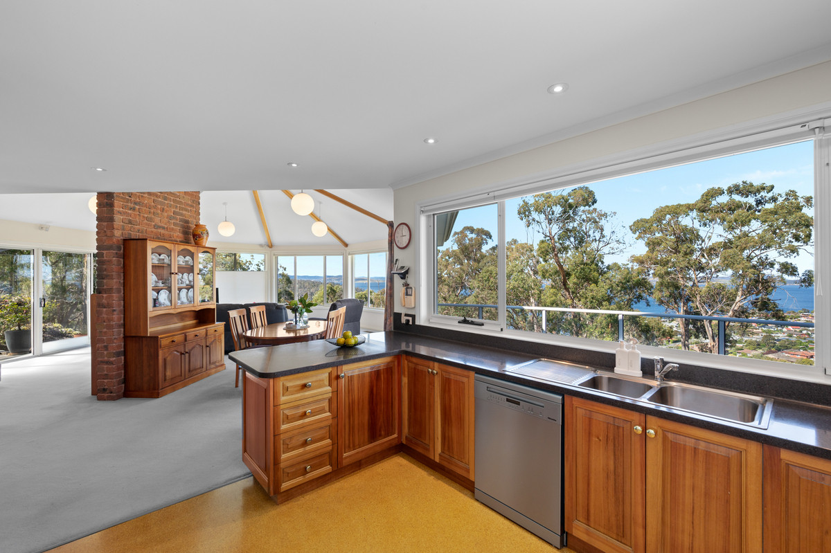 63 Jindabyne Road, Kingston Beach, TAS, 7050 - Image 9