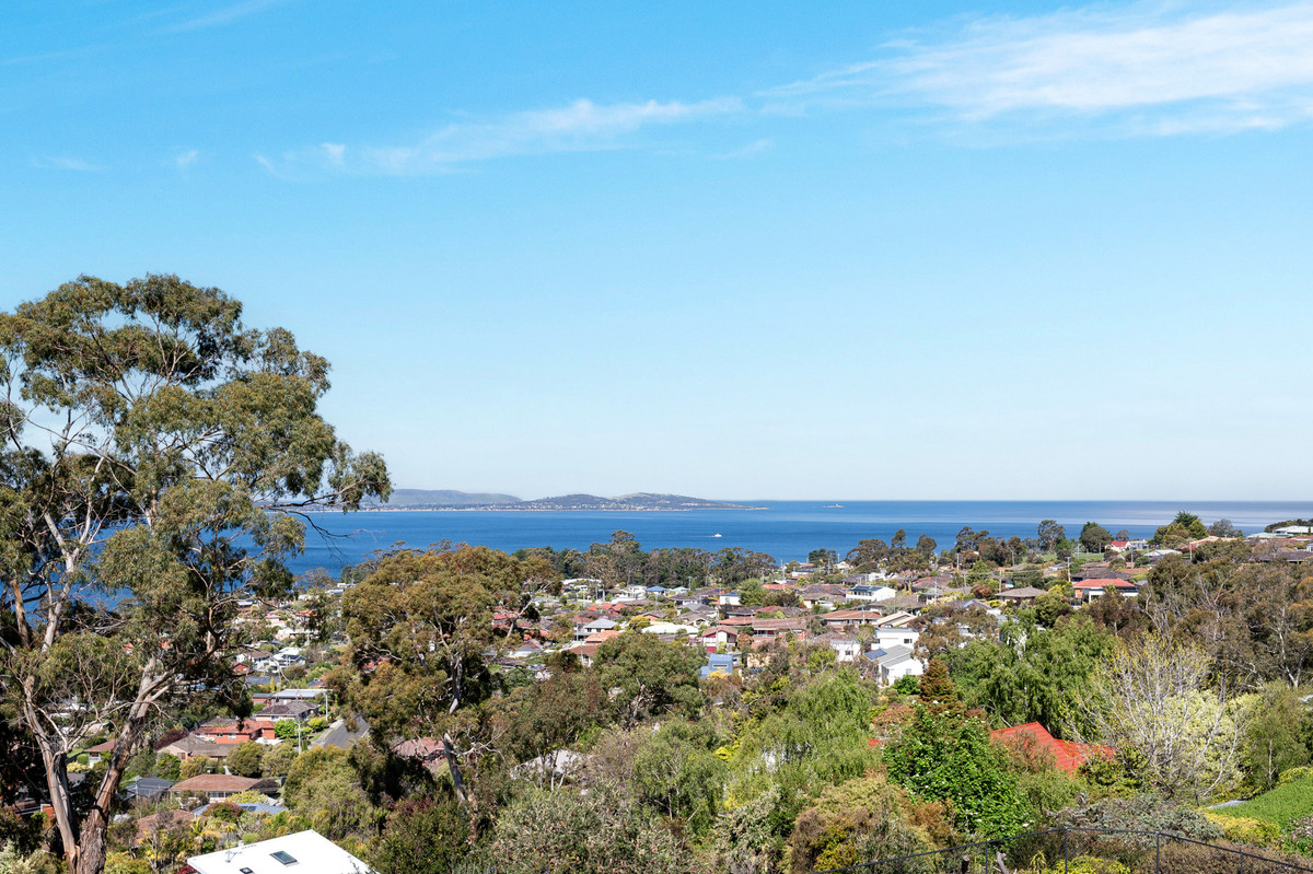 63 Jindabyne Road, Kingston Beach, TAS, 7050 - Image 5