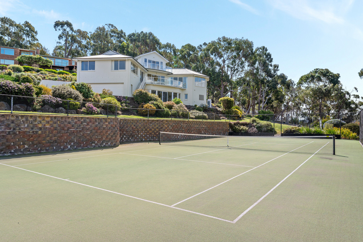 63 Jindabyne Road, Kingston Beach, TAS, 7050 - Image 3