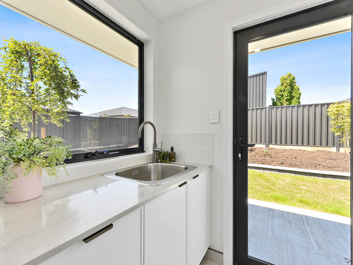 92 Parkfield Drive, Youngtown, TAS, 7249 - Image 23