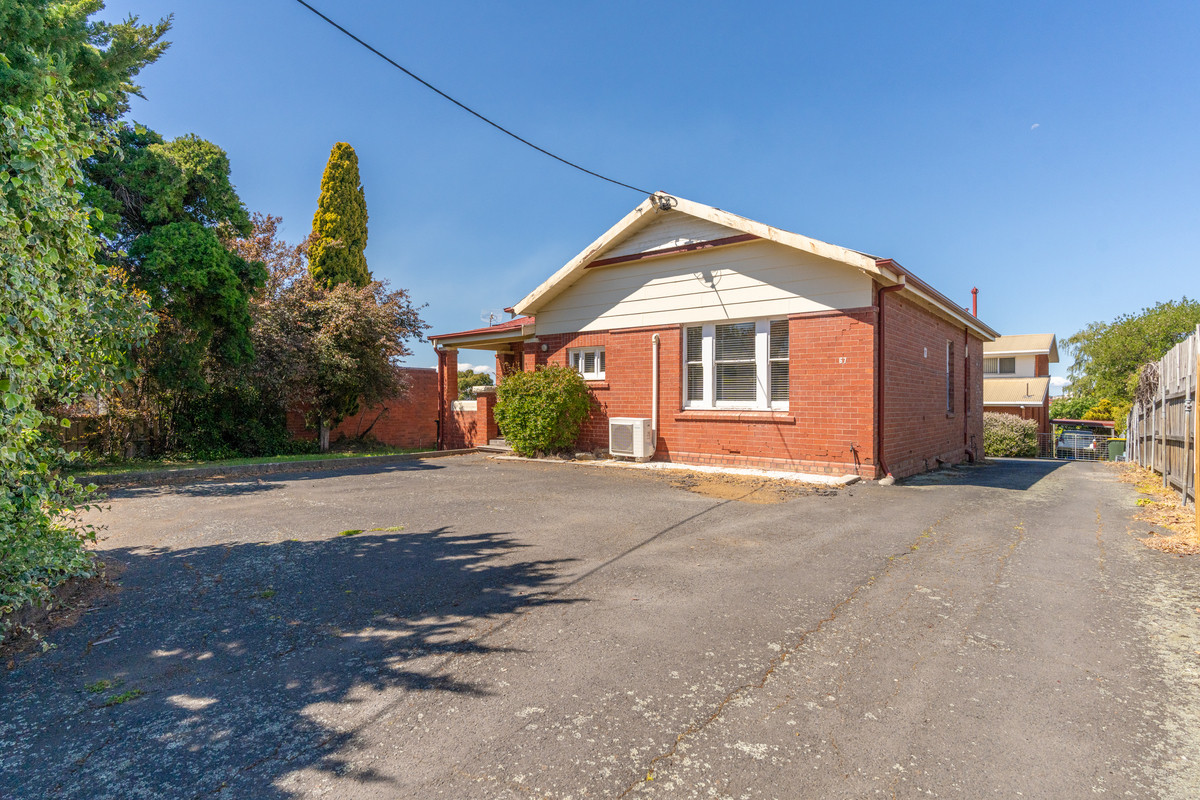 2/67 Giblin Street, Lenah Valley, TAS, 7008 - Image 1