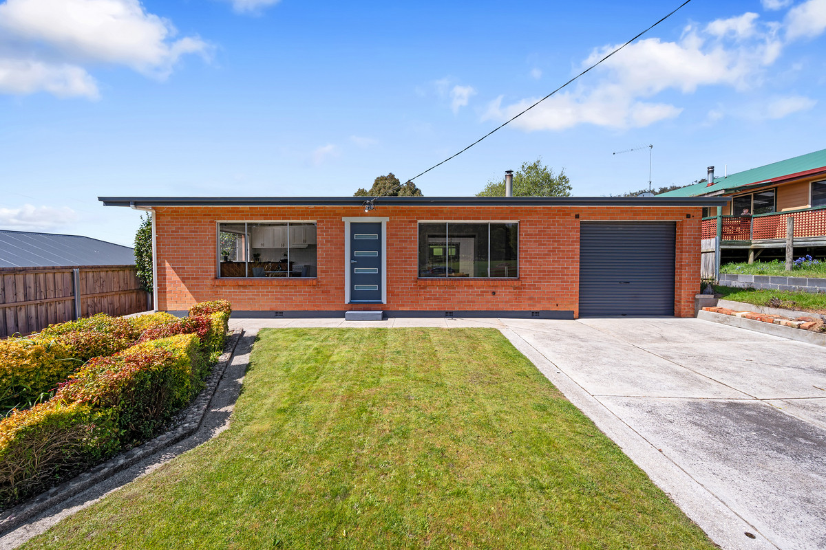 38 Gravelly Beach Road, Blackwall, TAS, 7275 - Image 1