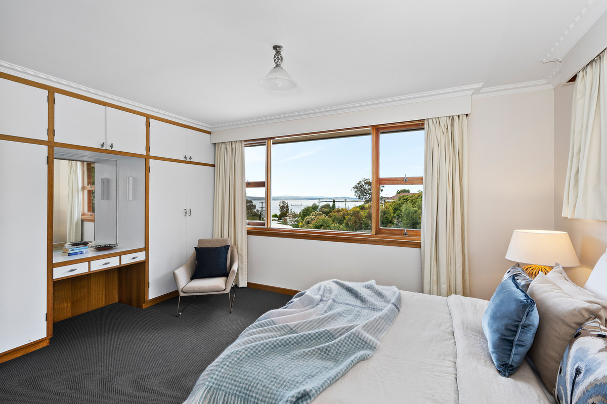 1 Atunga Street, Taroona, TAS, 7053 - Image 10