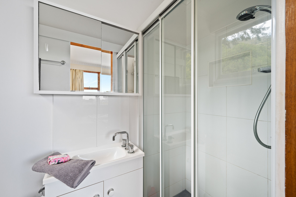 1 Atunga Street, Taroona, TAS, 7053 - Image 19