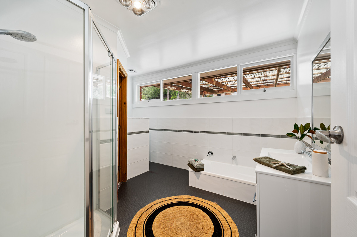 1 Atunga Street, Taroona, TAS, 7053 - Image 12