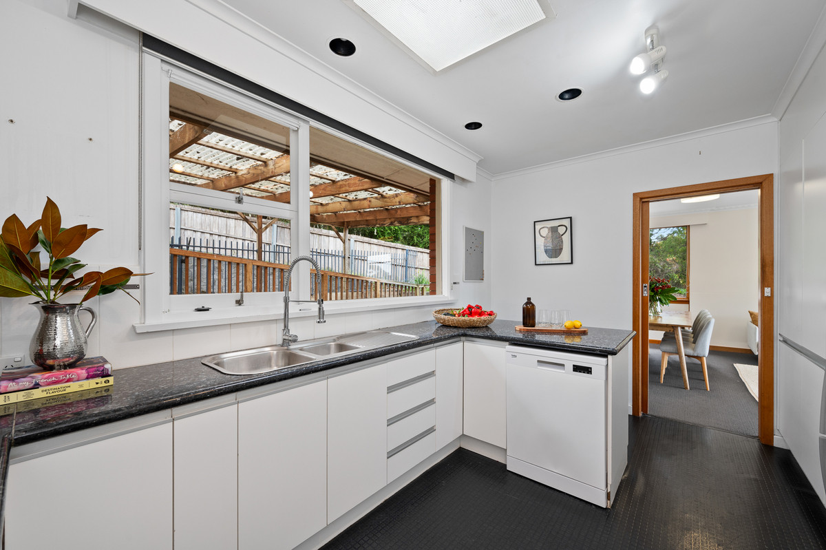 1 Atunga Street, Taroona, TAS, 7053 - Image 4