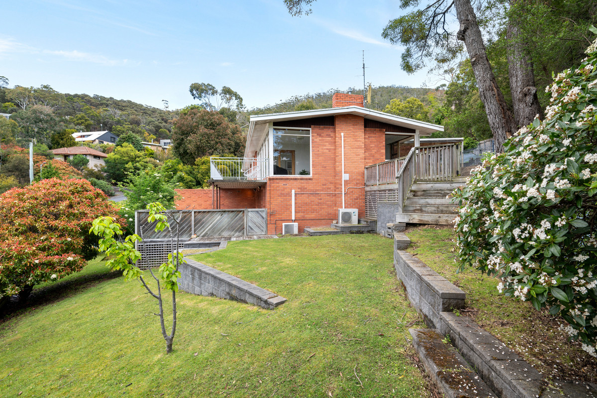 1 Atunga Street, Taroona, TAS, 7053 - Image 21