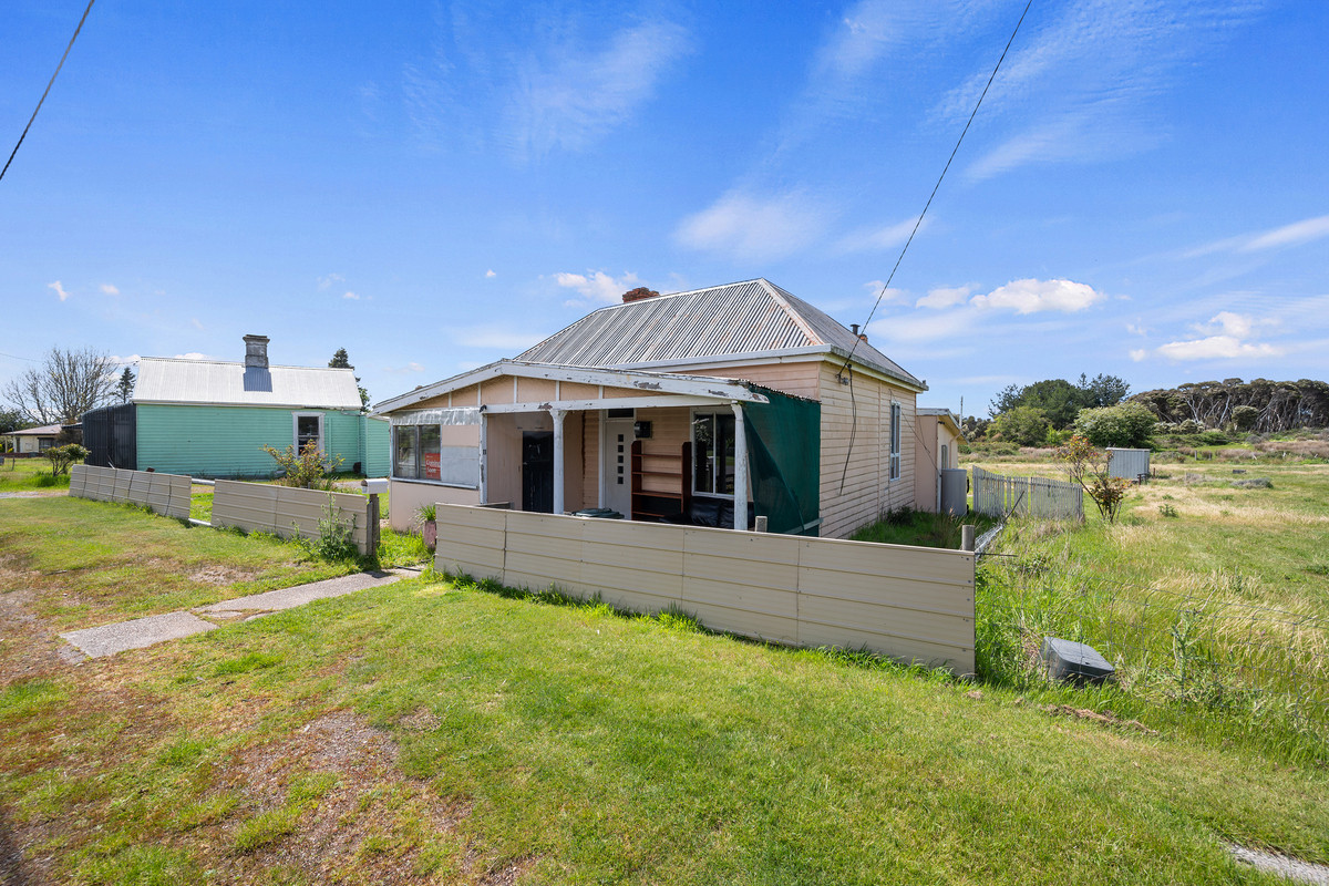 11-13 Henn Street, Beaconsfield, TAS, 7270 - Image 2