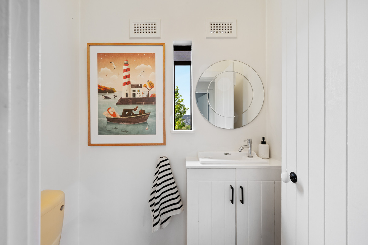 406 Liverpool Street, West Hobart, TAS, 7000 - Image 13