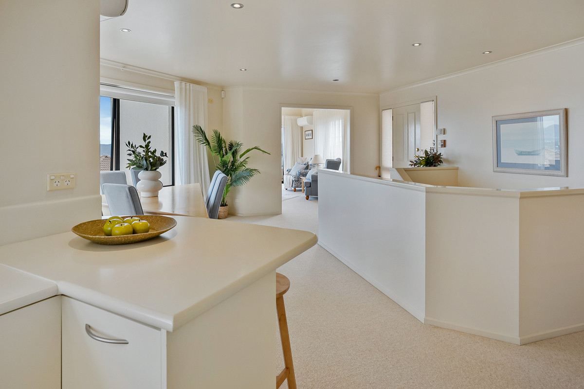 2/31 Marlborough Street, Sandy Bay, TAS, 7005 - Image 6