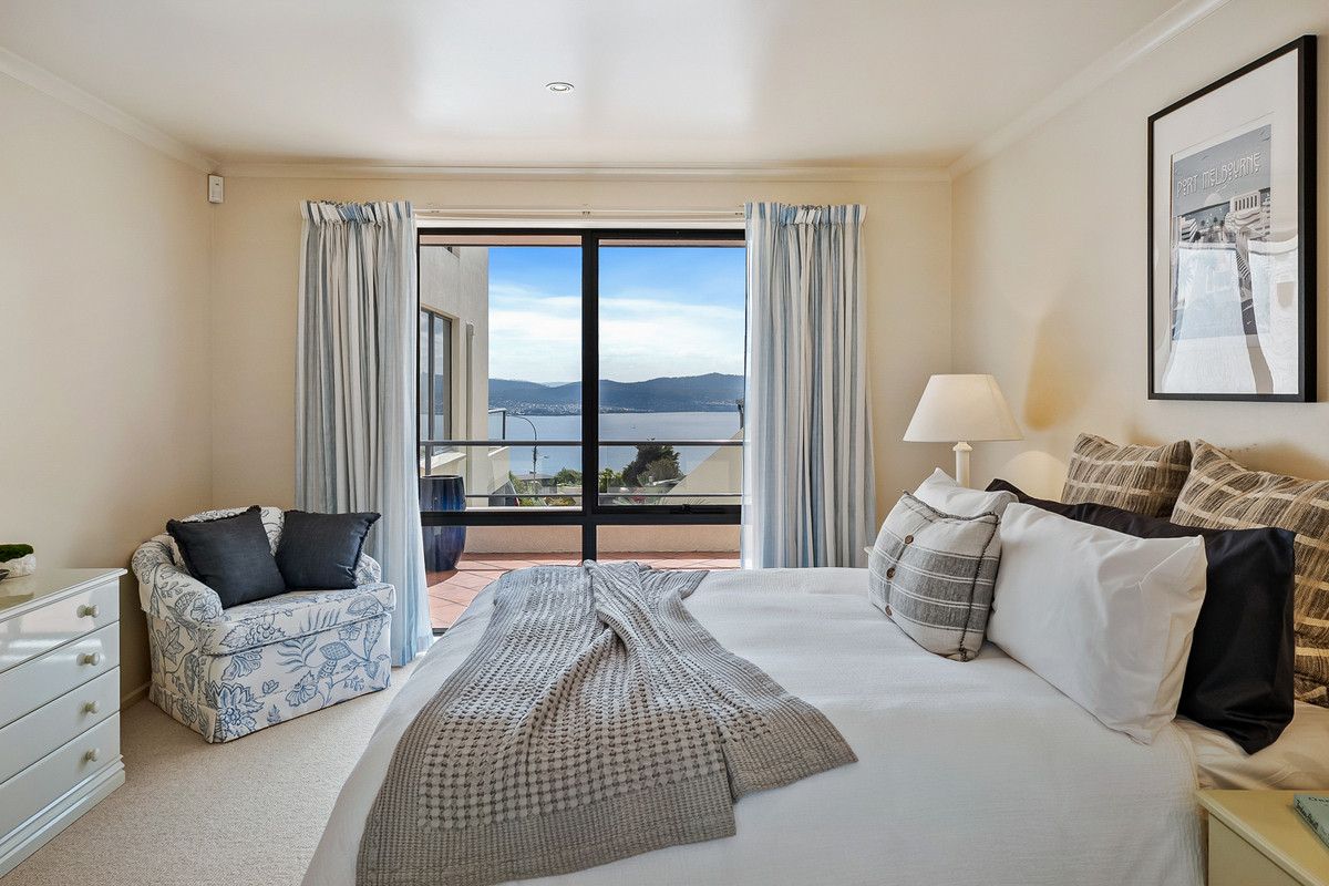 2/31 Marlborough Street, Sandy Bay, TAS, 7005 - Image 10