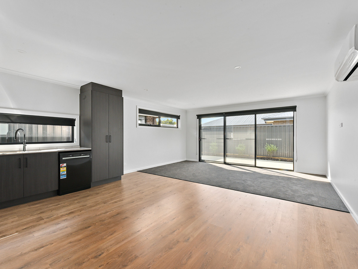 2/74 Greenfield Drive, Riverside, TAS, 7250 - Image 7