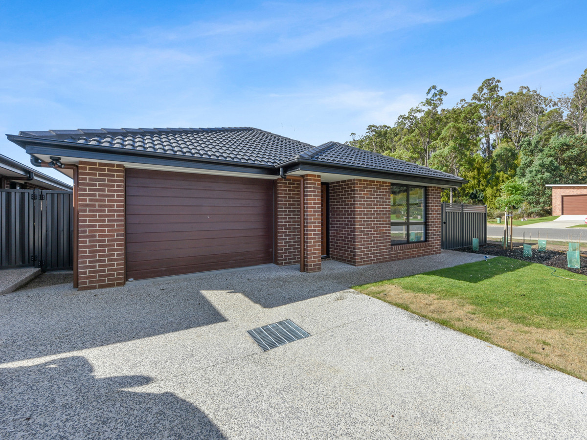 2/74 Greenfield Drive, Riverside, TAS, 7250 - Image 1