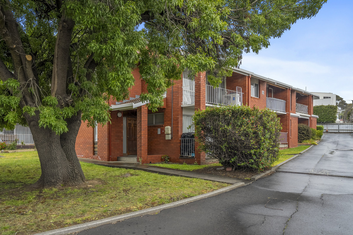11/3 Nietta Road, Lindisfarne, TAS, 7015 - Image 2