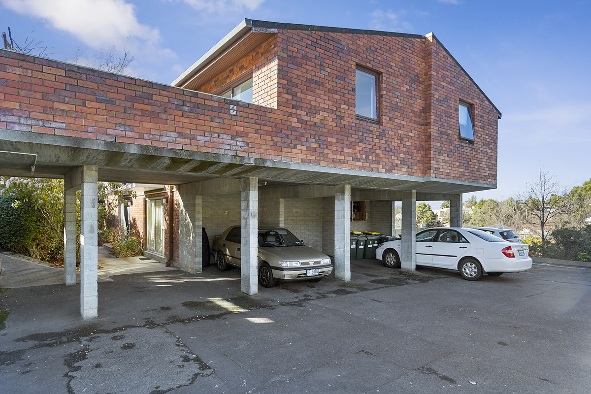 2/207 Churchill Avenue, Sandy Bay, TAS, 7005 - Image 10