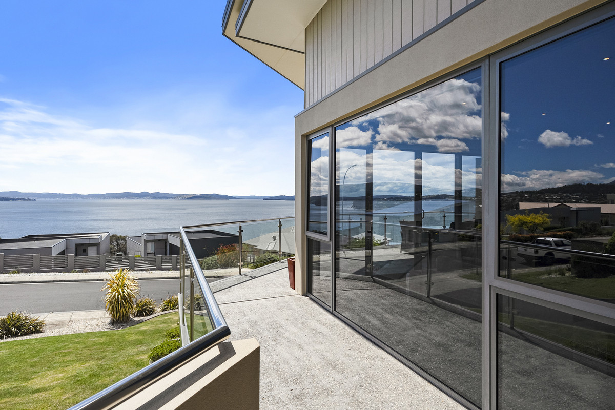 40 Suncoast Drive, Blackmans Bay, TAS, 7052 - Image 25