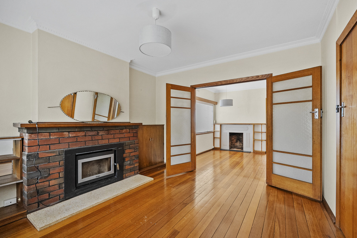 2 Suncrest Avenue, Lenah Valley, TAS, 7008 - Image 4