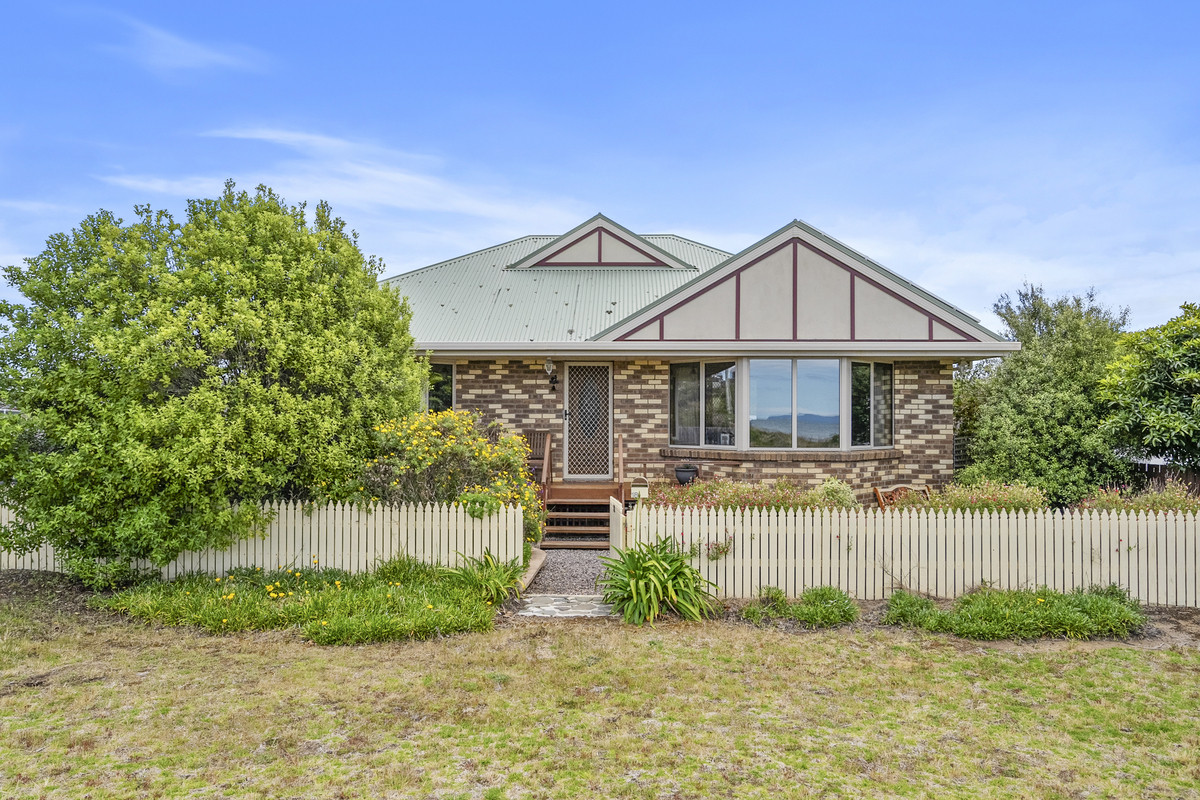 18 Esplanade, Swansea, TAS, 7190 - Image 2