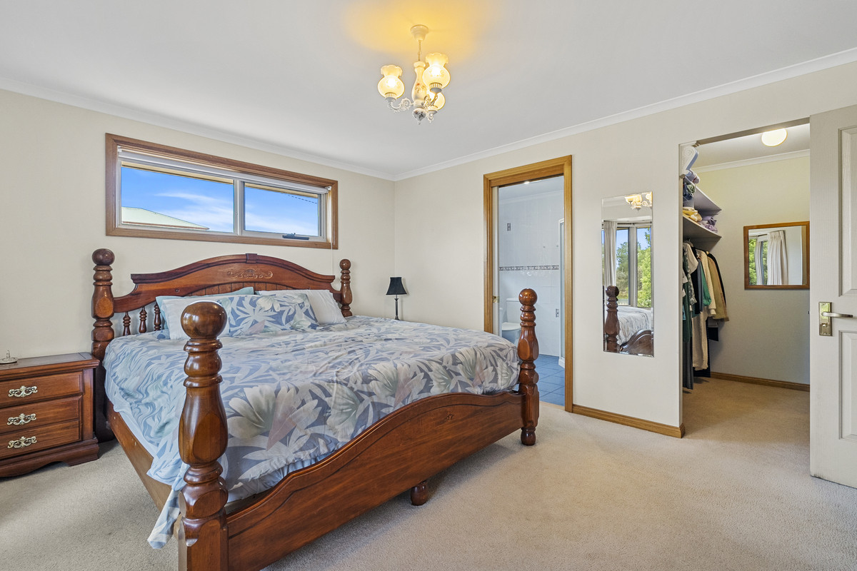 18 Esplanade, Swansea, TAS, 7190 - Image 13