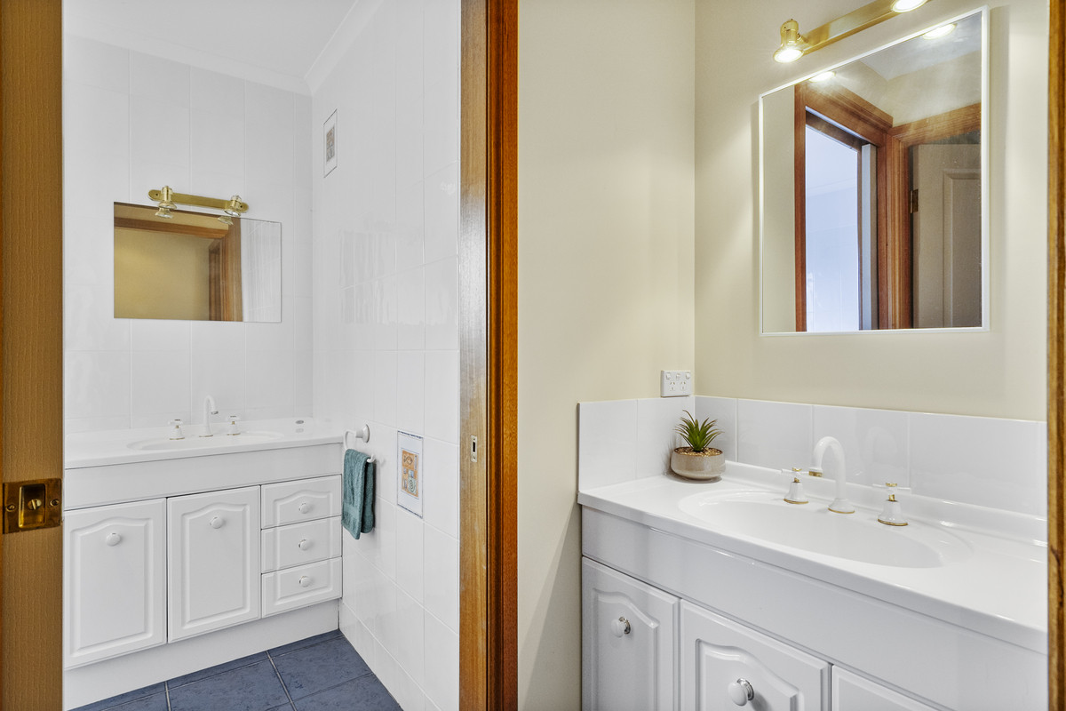 18 Esplanade, Swansea, TAS, 7190 - Image 26