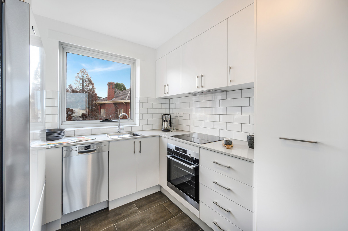 6/52 Marieville Esplanade, Sandy Bay, TAS, 7005 - Image 9