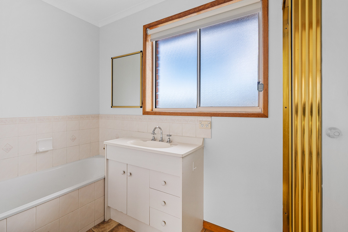 1/2 Leprena Street, Montagu Bay, TAS, 7018 - Image 11