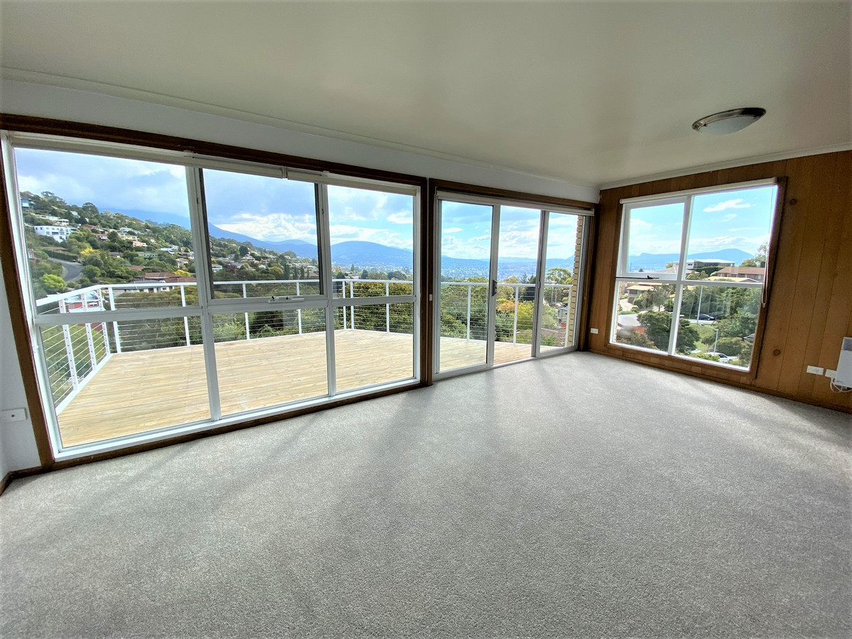 2/8 Dalkeith Court, Sandy Bay, TAS, 7005 - Image 4