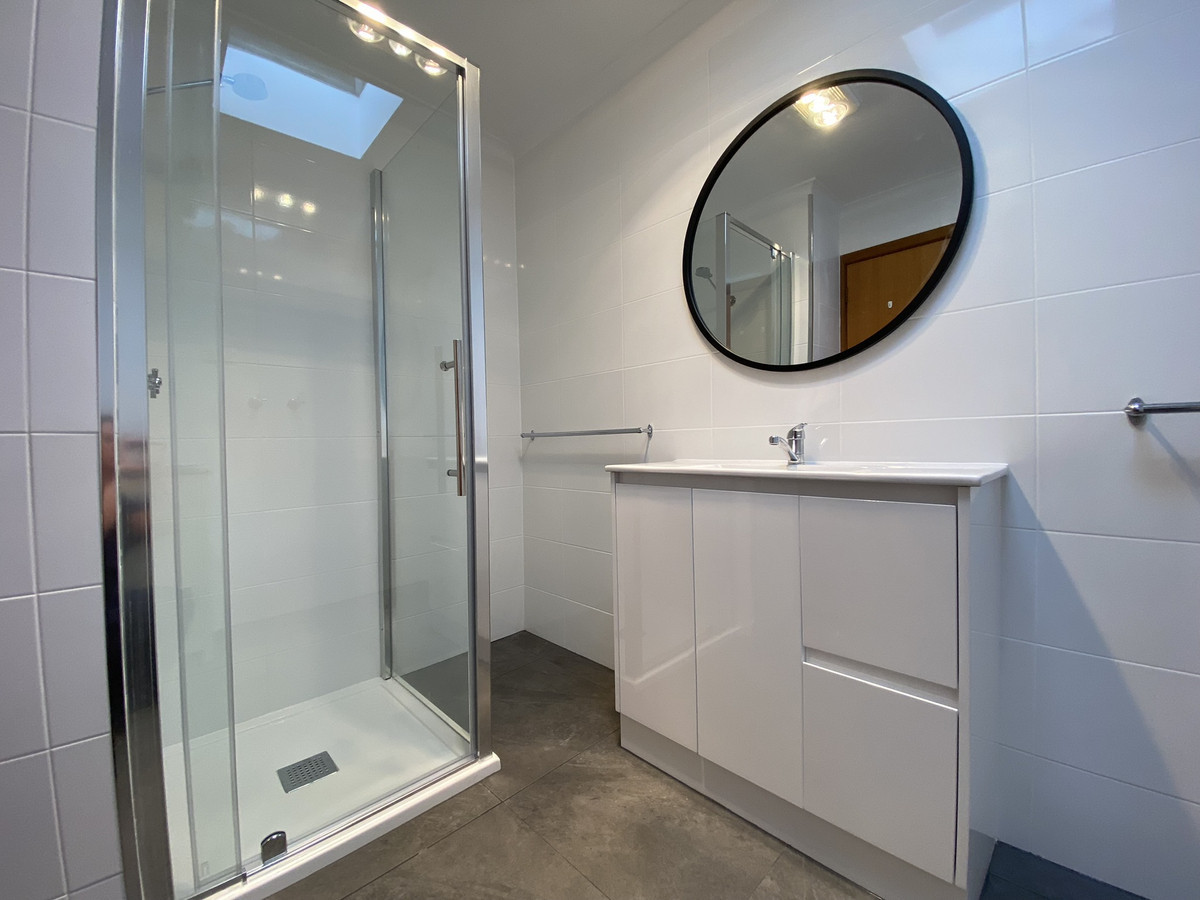 2/8 Dalkeith Court, Sandy Bay, TAS, 7005 - Image 7