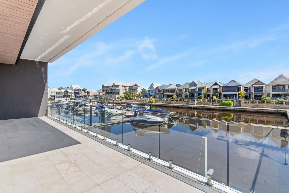 16A Marina Drive, Ascot WA 6104