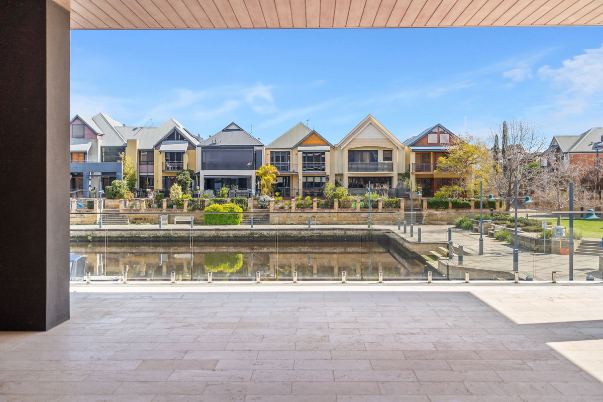 16A Marina Drive, Ascot WA 6104