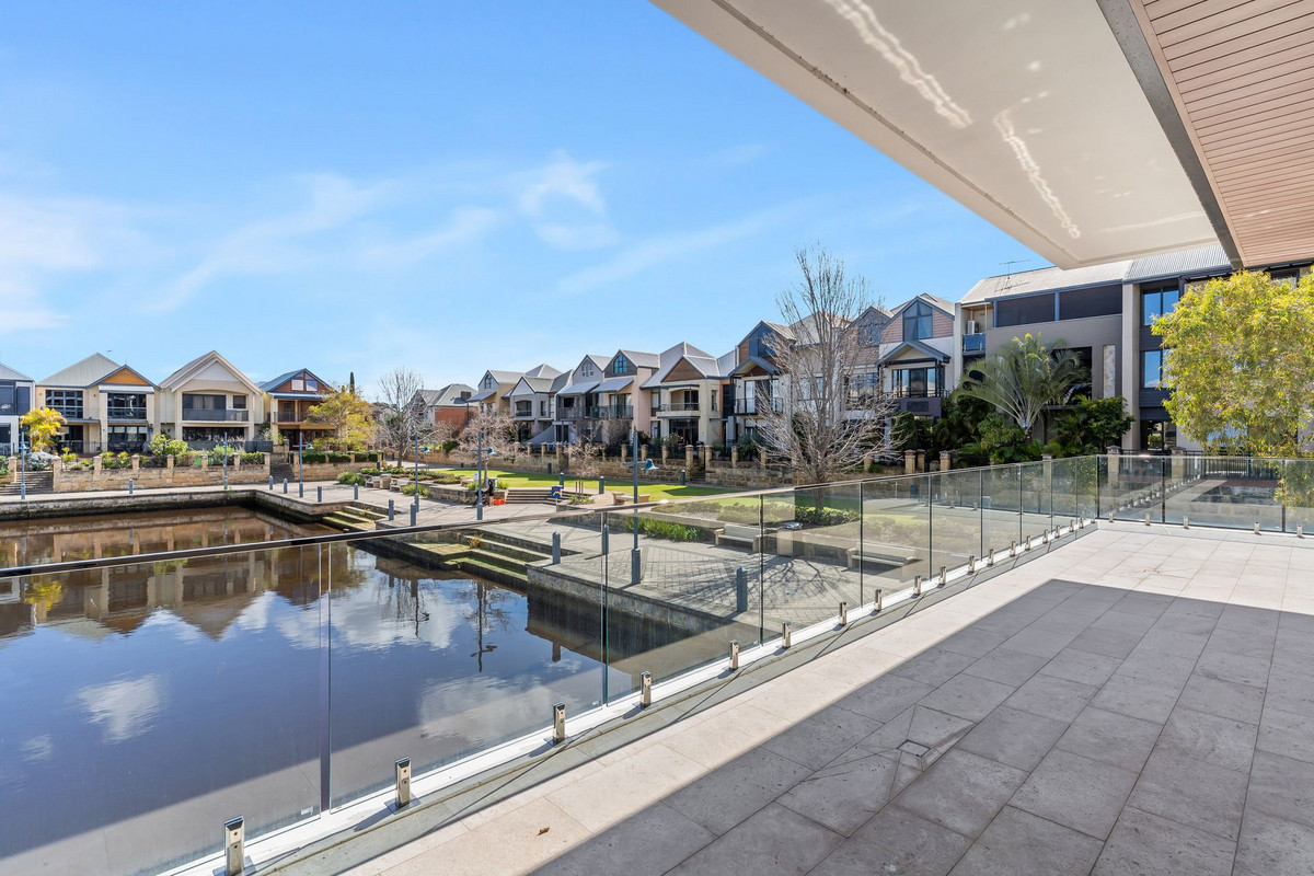 16A Marina Drive, Ascot WA 6104