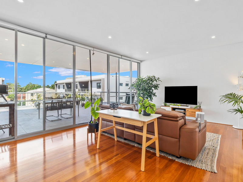 Penthouse Perfection in East Perth’s Haven Complex