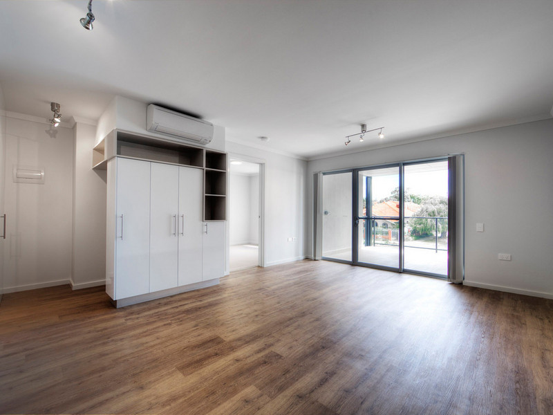 MODERN GROUND FLOOR APARTMENT