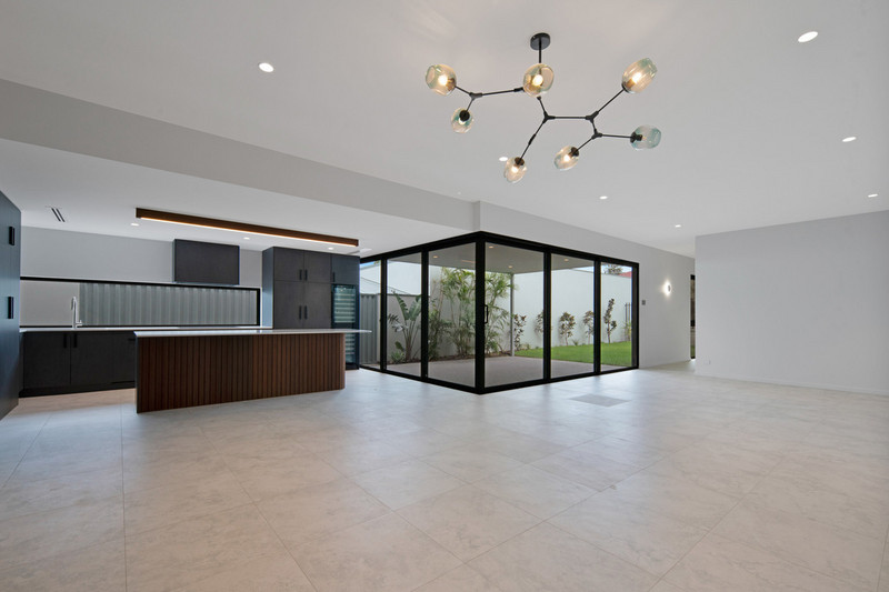 STUNNING FOUR BEDROOM HOME!