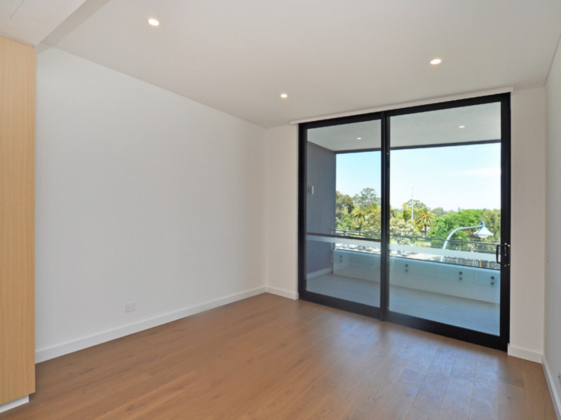 ESSENCE - NEAR NEW LUXURY APARTMENTS