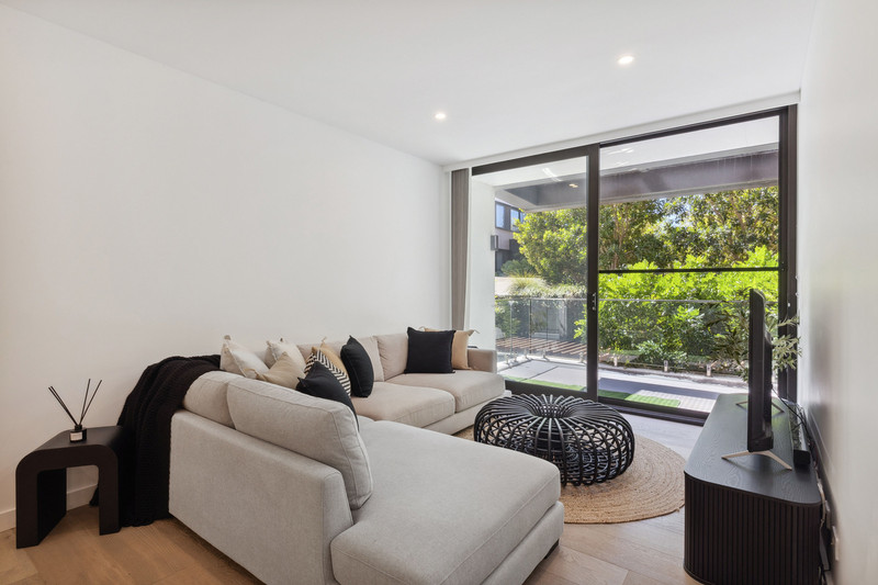 Marina East – Exclusive Waterfront Living by Blackburne