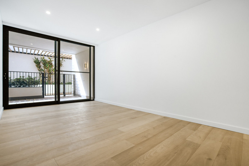 Stylish apartment in sought after complex