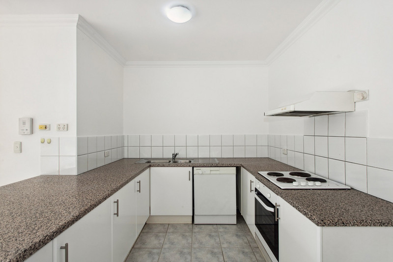 Beautiful North-facing apartment
