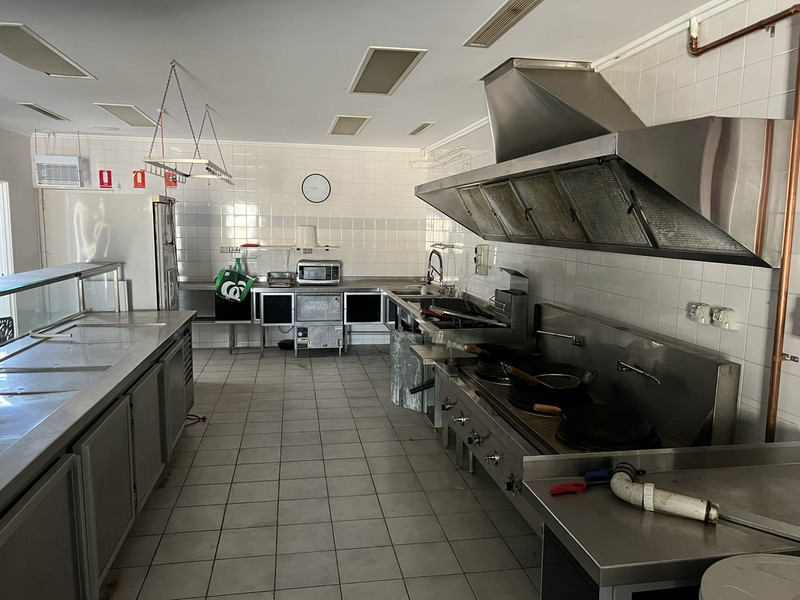 Ready-to-Go Café Opportunity in Kenwick Village!
