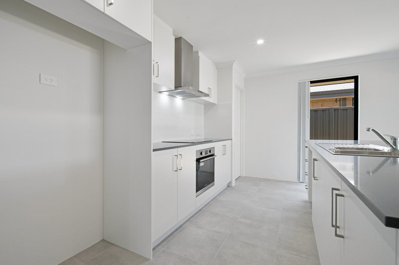 FOUR BEDROOM FAMILY HOME AWAITS!